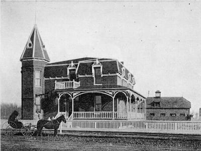 Gariepy House, 1903, exterior view showing the architectural features of the house.