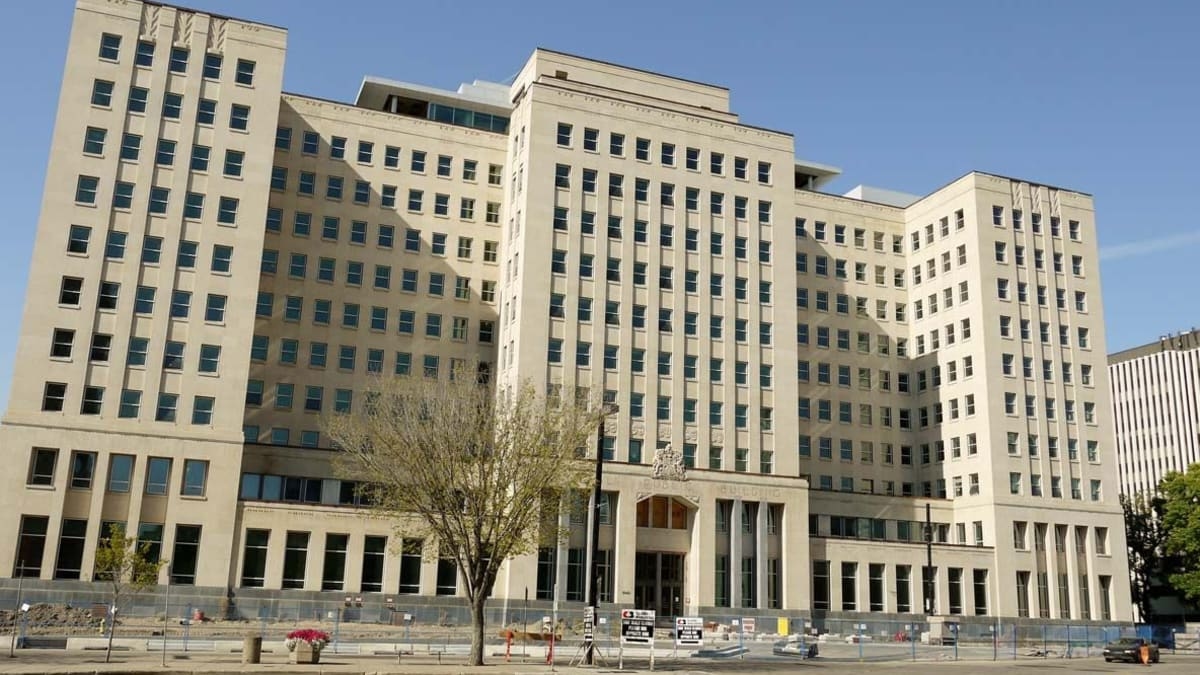 Federal Building, 2013, detail of entrance. Photo courtesy of Ann Hall.