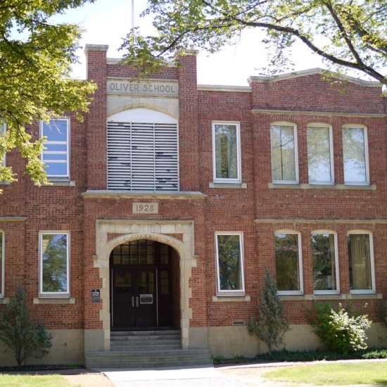 Oliver School, 2013, front elevation of 1928 addition